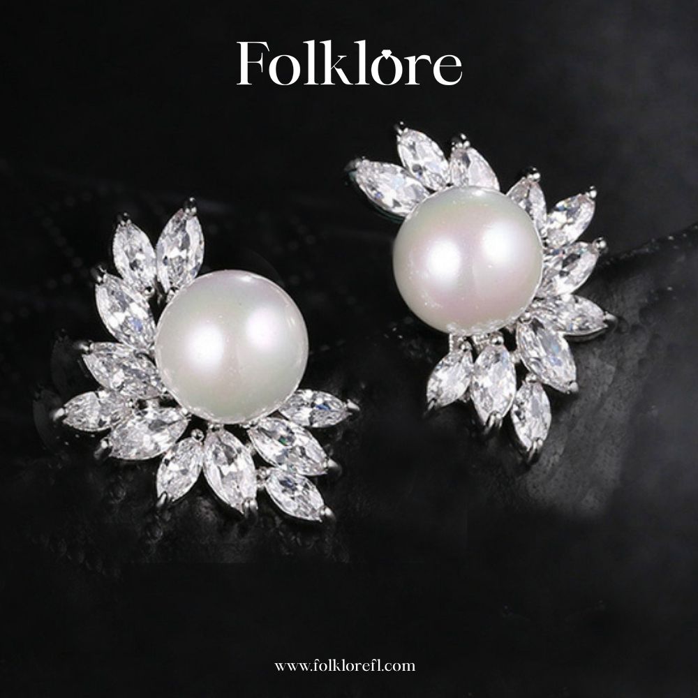SILVER-PLATED PEARL-CRYSTAL STUDS