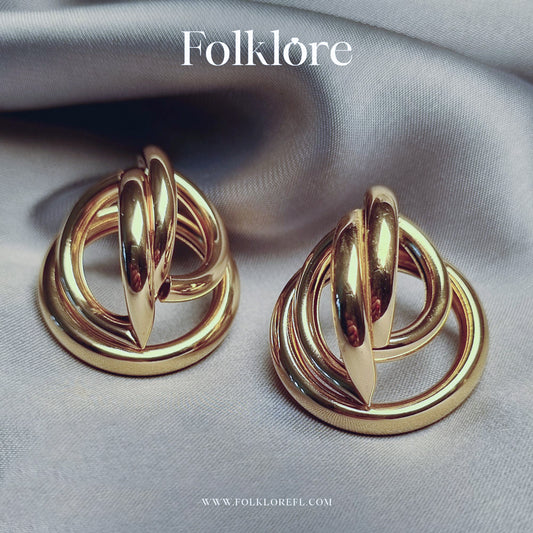 GOLDEN METAL STUDS