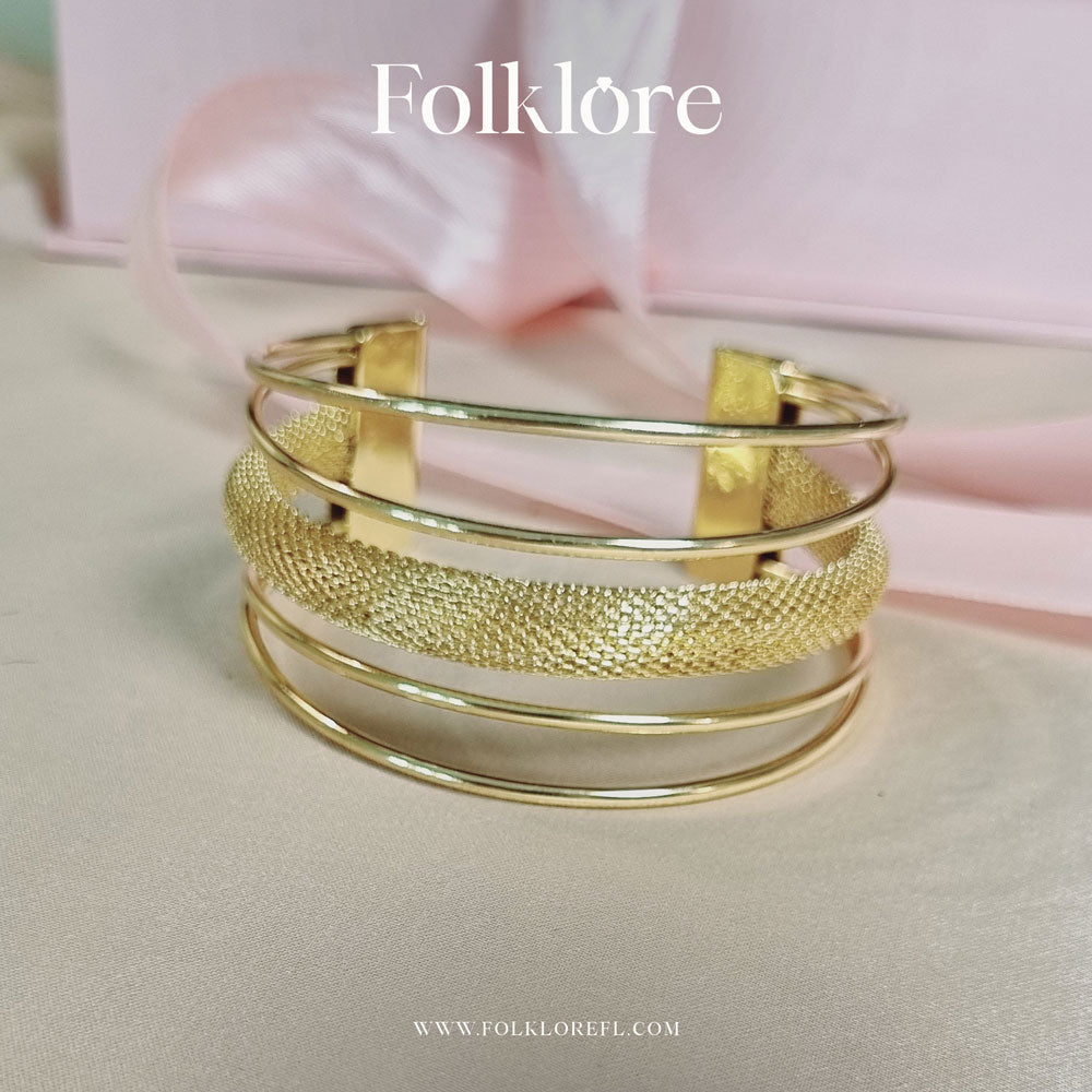 ADJUSTABLE WIDE CUFF BRACELET