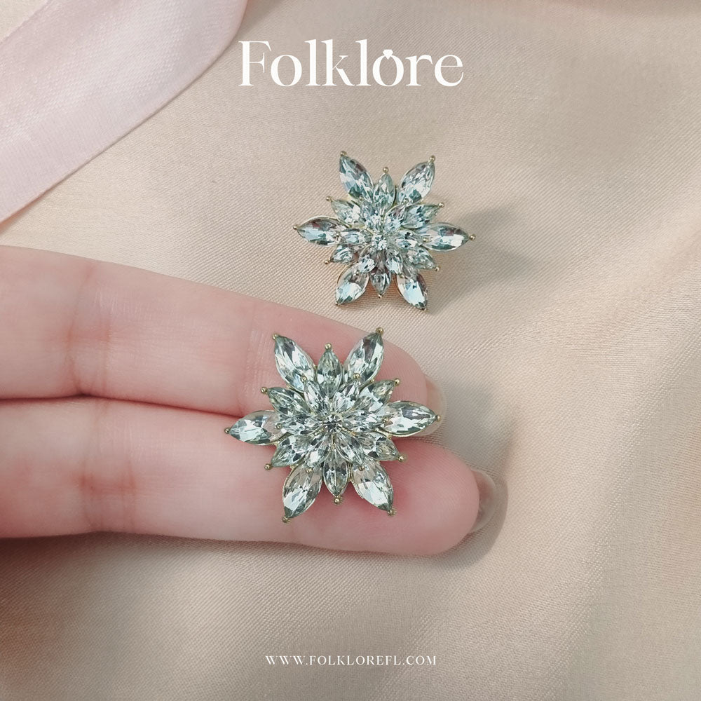 KOREAN SNOWFLAKE DIAMOND STUD EARRINGS