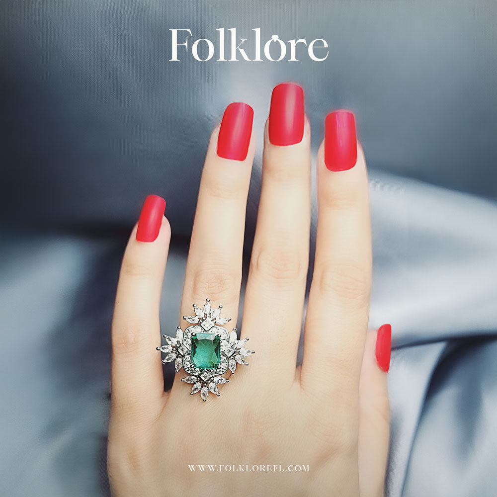 EMERALD BLOOM RING