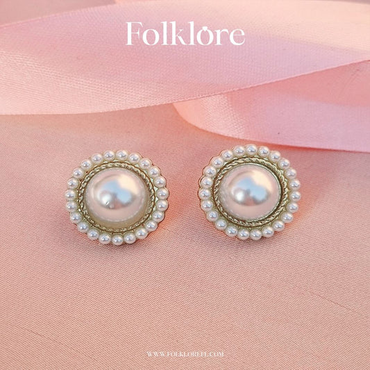 PEARL STUDS