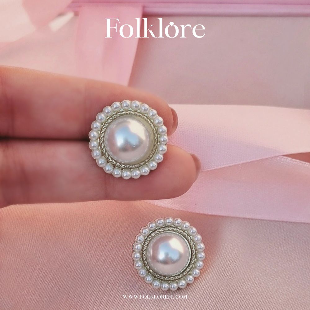 PEARL STUDS